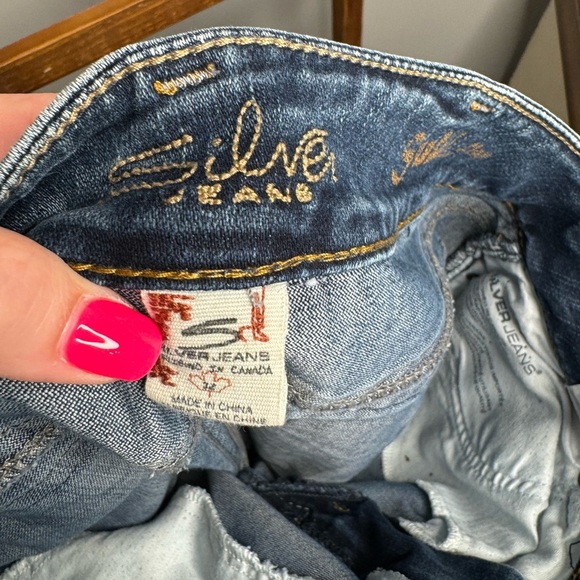 Women’s Suki Silver jeans with flap pockets - Picture 4 of 6